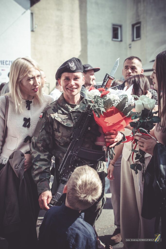 150 ochotników złożyło przysięgę na sztandar Radio Zachód - Lubuskie