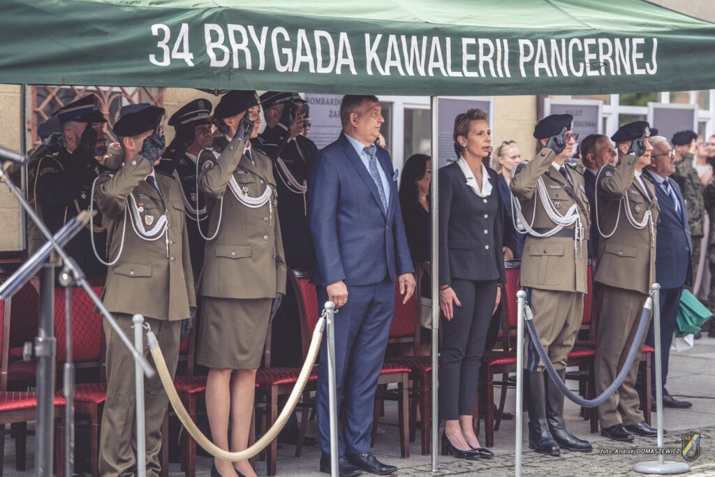 150 ochotników złożyło przysięgę na sztandar Radio Zachód - Lubuskie