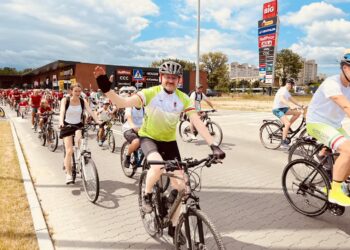 Masa Rowerowa w kolorach Gorzowa Radio Zachód - Lubuskie