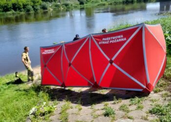 Mężczyzna topił się w Warcie. Nie udało się go uratować Radio Zachód - Lubuskie