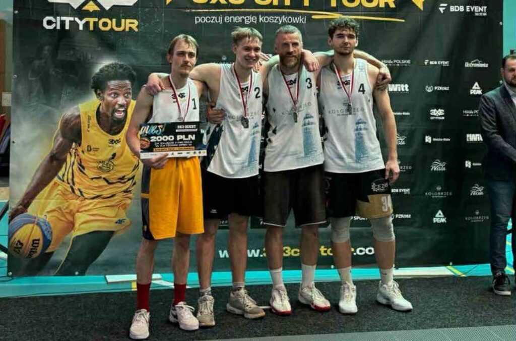 Kangoorowa "Mieszkanka Wybuchowa" blisko zwycięstwa w Kołobrzegu Kangoorowa "Mieszkanka Wybuchowa" blisko zwycięstwa w Kołobrzegu Radio Zachód - Lubuskie