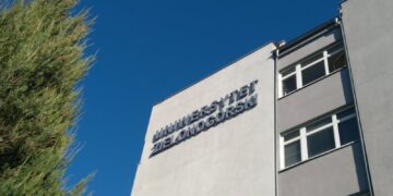 Uniwersytet Zielonogórski na 50. miejscu w rankingu "Perspektywy 2025" Radio Zachód - Lubuskie