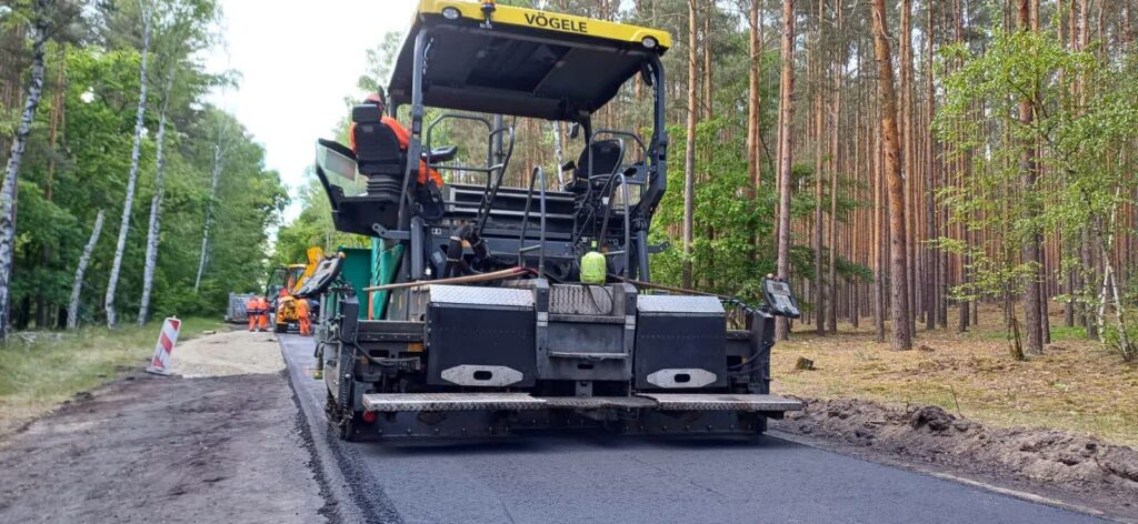 Remont na drodze Bielów - Czetowice fot. Starostwo powiatowe w Krośnie Odrzańskim