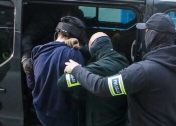 Dodatkowe zarzuty dla Mieszka R. podejrzanego o morderstwo na UW 17 Fot. PAP/Tomasz Gzell