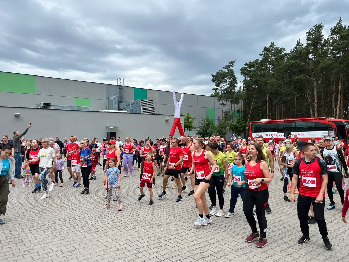 4. Bieg Zielona Góra Tętni Dobrem [ZDJĘCIA] Radio Zachód - Lubuskie