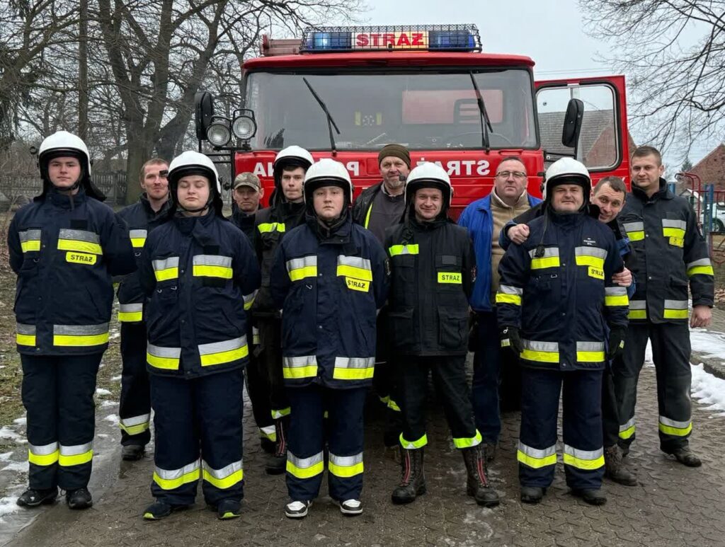 „W jednym szeregu”- reportaż Elżbiety Wozowczyk-Leszko w środę po 18.00 „W jednym szeregu”- reportaż Elżbiety Wozowczyk-Leszko w środę po 18.00 Radio Zachód - Lubuskie