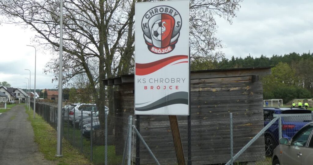 Szatnia w Brójcach pilnie potrzebna fot. Chrobry Brójce/ facebook