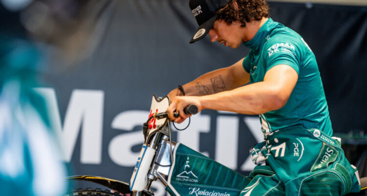 Falubaz wygrał pod Jasną Górą w U24 Ekstralidze 9 Falubaz wygrał pod Jasną Górą w U24 Ekstralidze Radio Zachód - Lubuskie