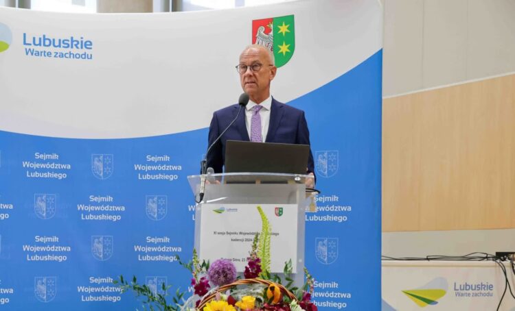 Marszałek Marcin Jabłoński na sesji absolutoryjnej (fot. Paweł Wańczko/lubuskie.pl)