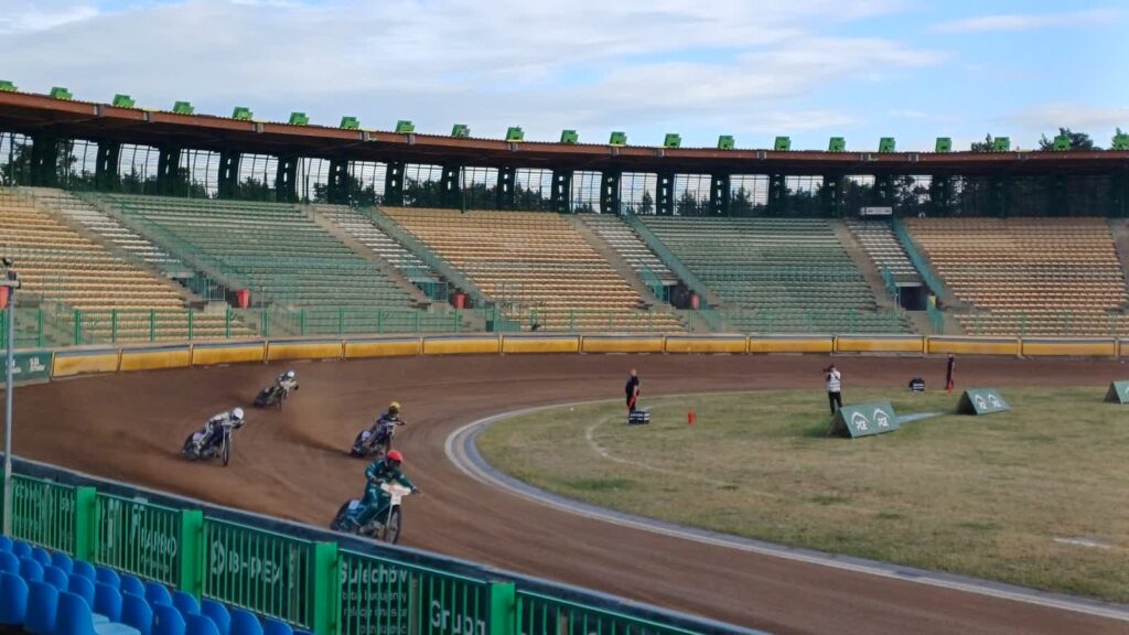 Falubaz lepszy od Motoru przy W69 fot. Jakub Lesiński