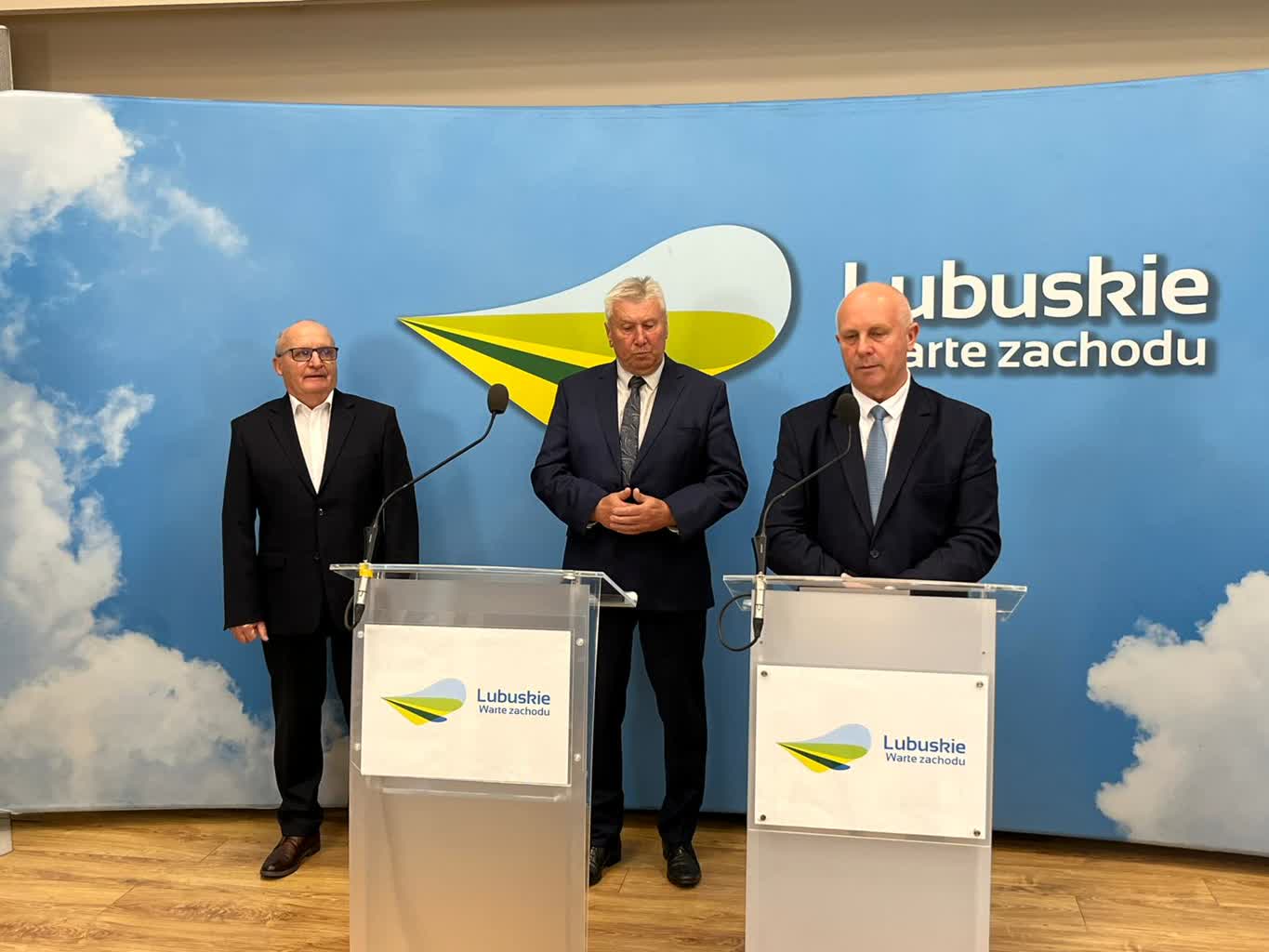 Urząd Marszałkowski wspiera lubuskich pszczelarzy Radio Zachód - Lubuskie