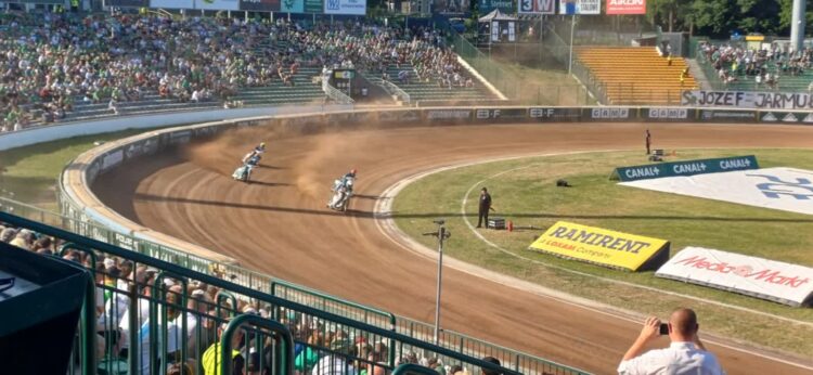 Falubaz ma patent na Włókniarza - to równiejszy skład z mocnymi liderami(pomeczowe wypowiedzi) 9 Falubaz ma patent na Włókniarza - to równiejszy skład z mocnymi liderami(pomeczowe wypowiedzi) Radio Zachód - Lubuskie