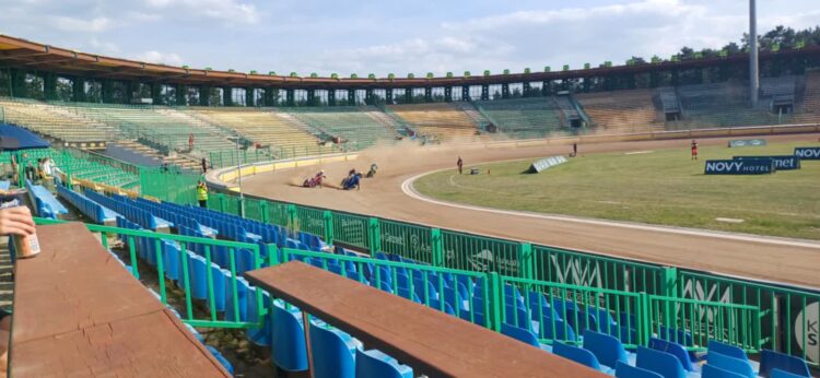 Ratajczak z kompletem, dobry Hurysz, ale to Polonia Bydgoszcz wygrywa pierwszy ćwierćfinał DMPJ przy W69! 9 Ratajczak z kompletem, dobry Hurysz, ale to Polonia Bydgoszcz wygrywa pierwszy ćwierćfinał DMPJ przy W69! Radio Zachód - Lubuskie