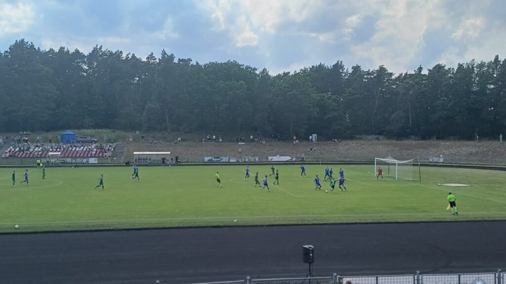 Carina podzieliła się punktami ze Stilonem fot. Jakub Lesiński