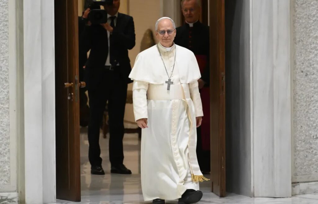 Papież Leon XIV. Fot. PAP/EPA/ETTORE FERRARI