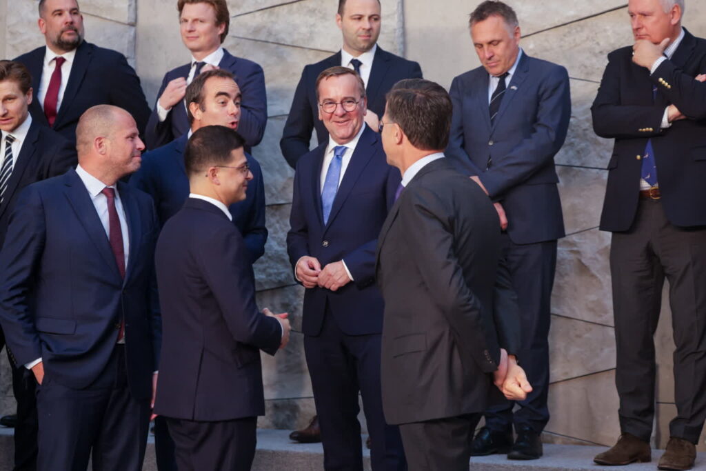Posiedzenie NATO w Brukseli (PAP/EPA/OLIVIER MATTHYS)