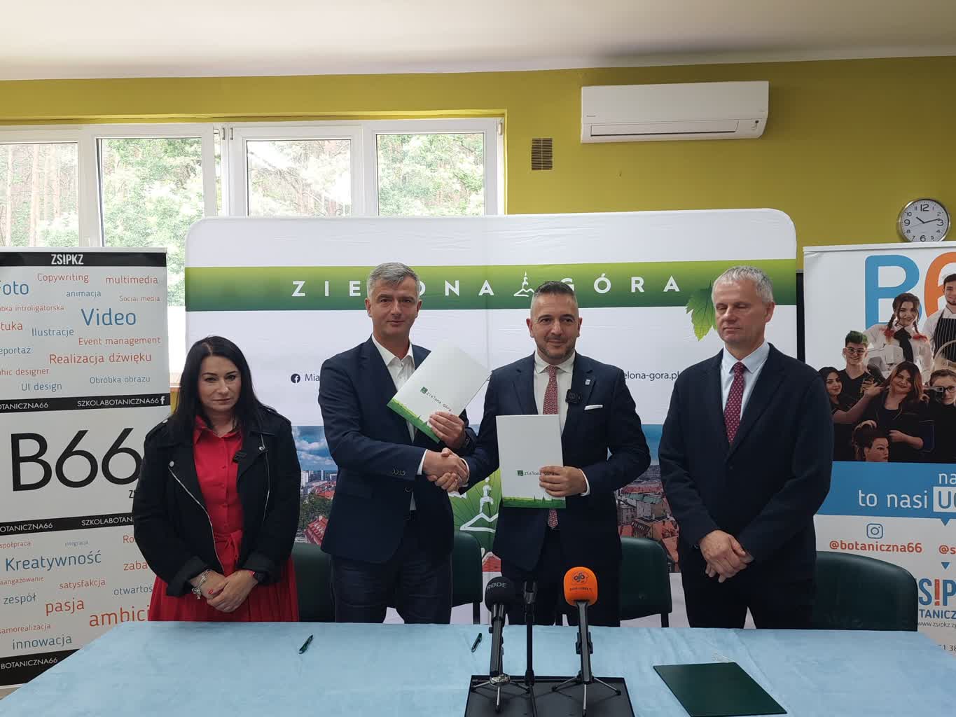 Podpisano umowę na termomodernizację Zespołu Szkół i Placówek Kształcenia Zawodowego Radio Zachód - Lubuskie