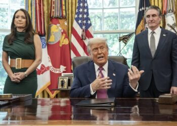 Prezydent Donald Trump. Fot. PAP/EPA/KEN CEDENO