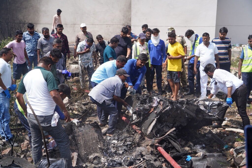 Katastrofa lotnicza w Indiach. Na pokładzie samolotu ponad 200 osób [ZDJĘCIA] Radio Zachód - Lubuskie