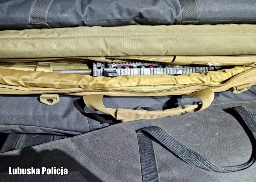 Akt oskarżenia przeciwko sprawcom kradzieży broni palnej Radio Zachód - Lubuskie