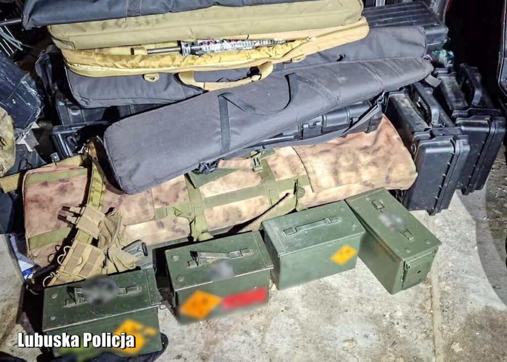 Akt oskarżenia przeciwko sprawcom kradzieży broni palnej Radio Zachód - Lubuskie