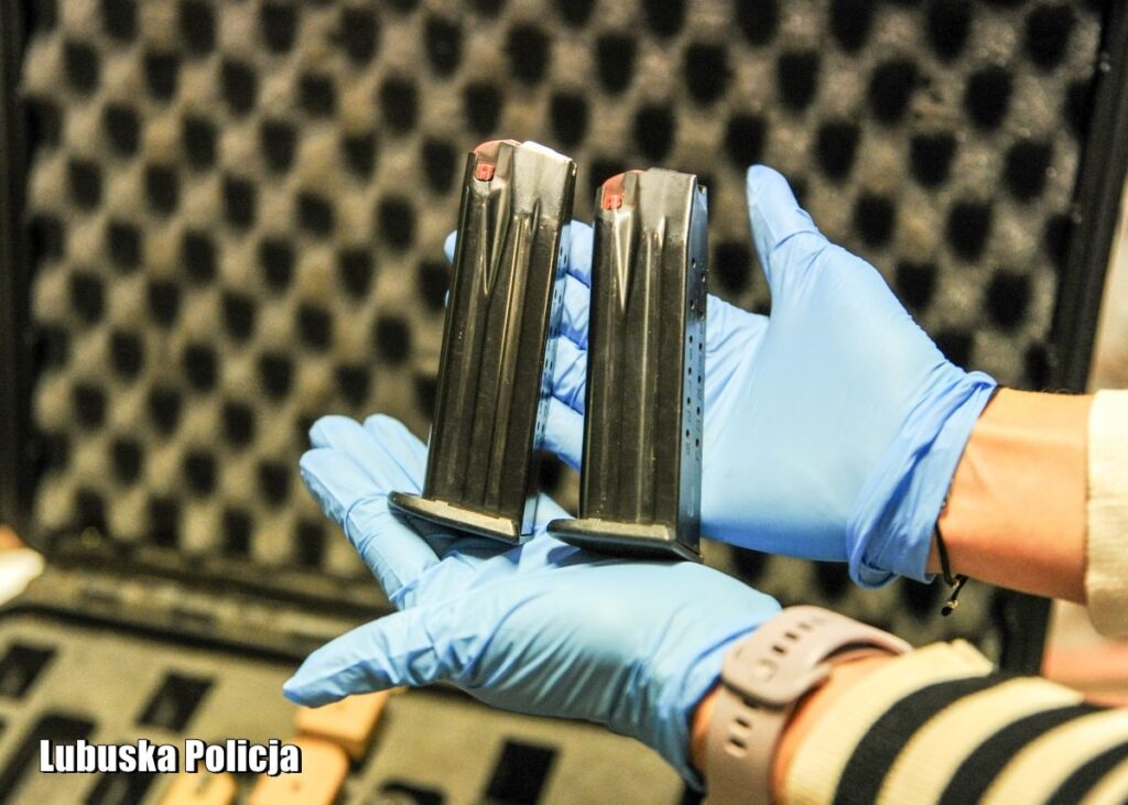 Akt oskarżenia przeciwko sprawcom kradzieży broni palnej Radio Zachód - Lubuskie