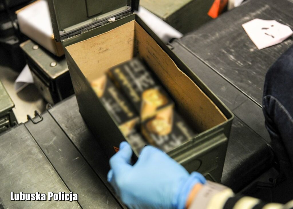 Akt oskarżenia przeciwko sprawcom kradzieży broni palnej Radio Zachód - Lubuskie