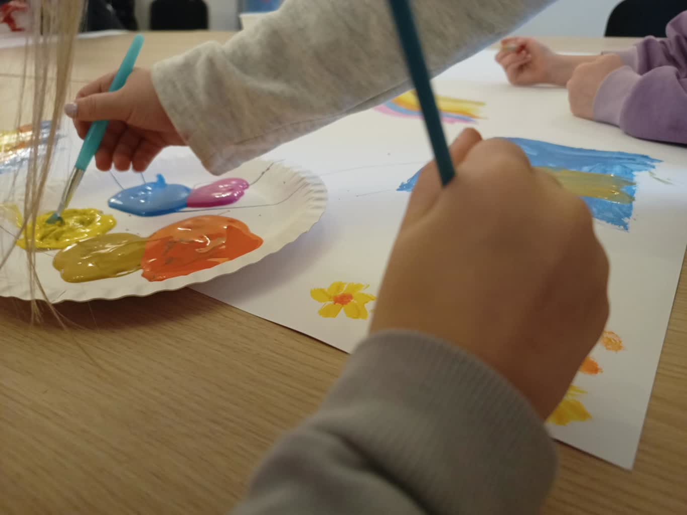 Czerwone flagi na nadmorskich kąpieliskach. Tam nie można wchodzić do wody