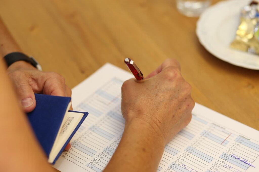 Czas na rejestracje pojazdu pixabay