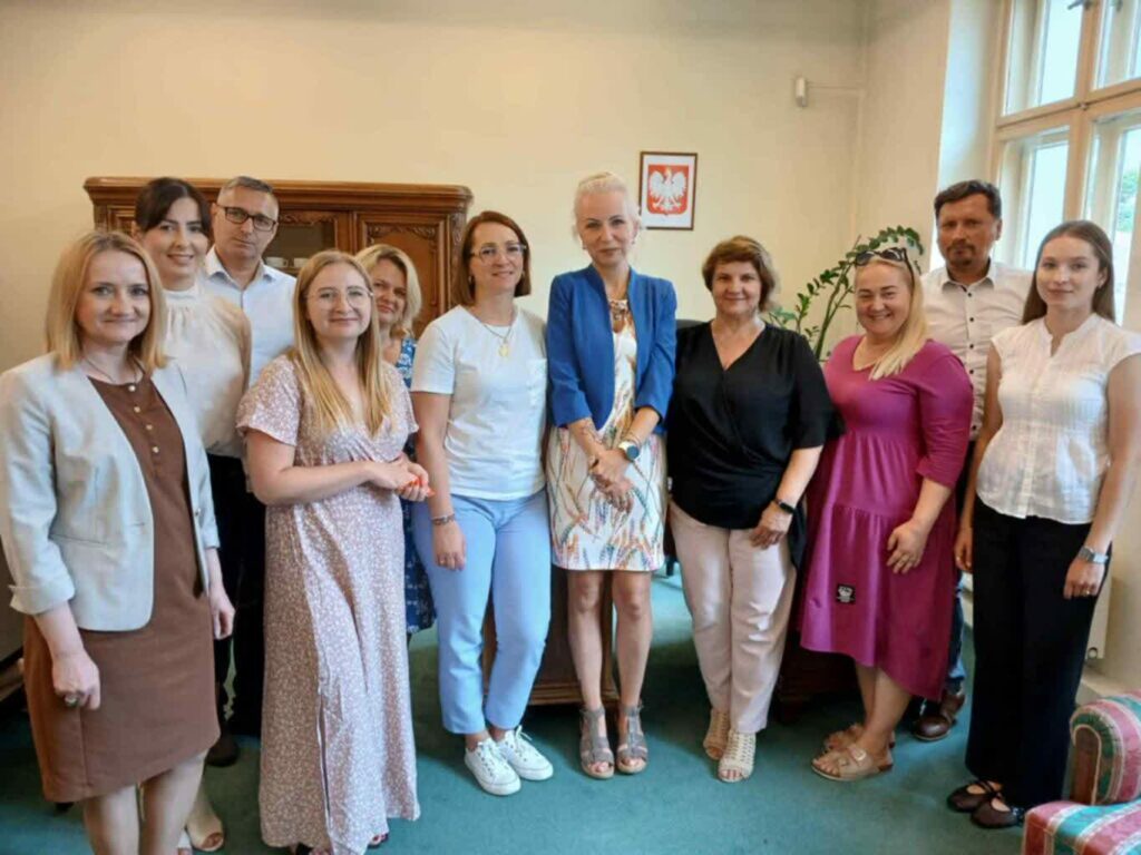 ROPS powołał grupę wsparcia pieczy zastępczej ROPS powołał grupę wsparcia pieczy zastępczej Radio Zachód - Lubuskie