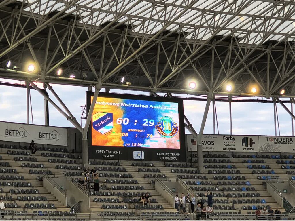 KS Toruń bezwzględny wobec Stali KS Toruń bezwzględny wobec Stali Radio Zachód - Lubuskie