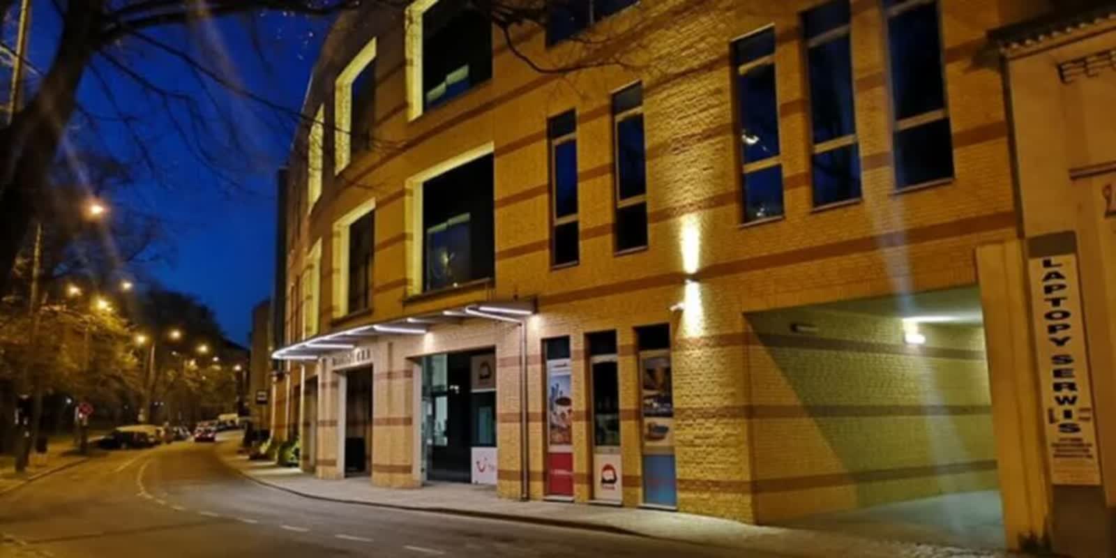 Nowe windy, niskoemisyjność. Biblioteka inwestuje Radio Zachód - Lubuskie