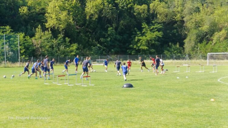 Niespodziewana zmiana w Warcie 9 Niespodziewana zmiana w Warcie Radio Zachód - Lubuskie