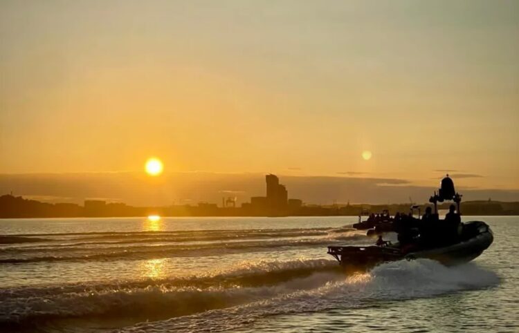 MSWiA: powstanie Centrum Bezpieczeństwa Morskiego dla ochrony strategicznej infrastruktury na morzu 9 CBM działałoby w strukturach Straży Granicznej - 7 dni w tygodniu i 24 godziny na dobę. Fot. www.morski.strazgraniczna.pl