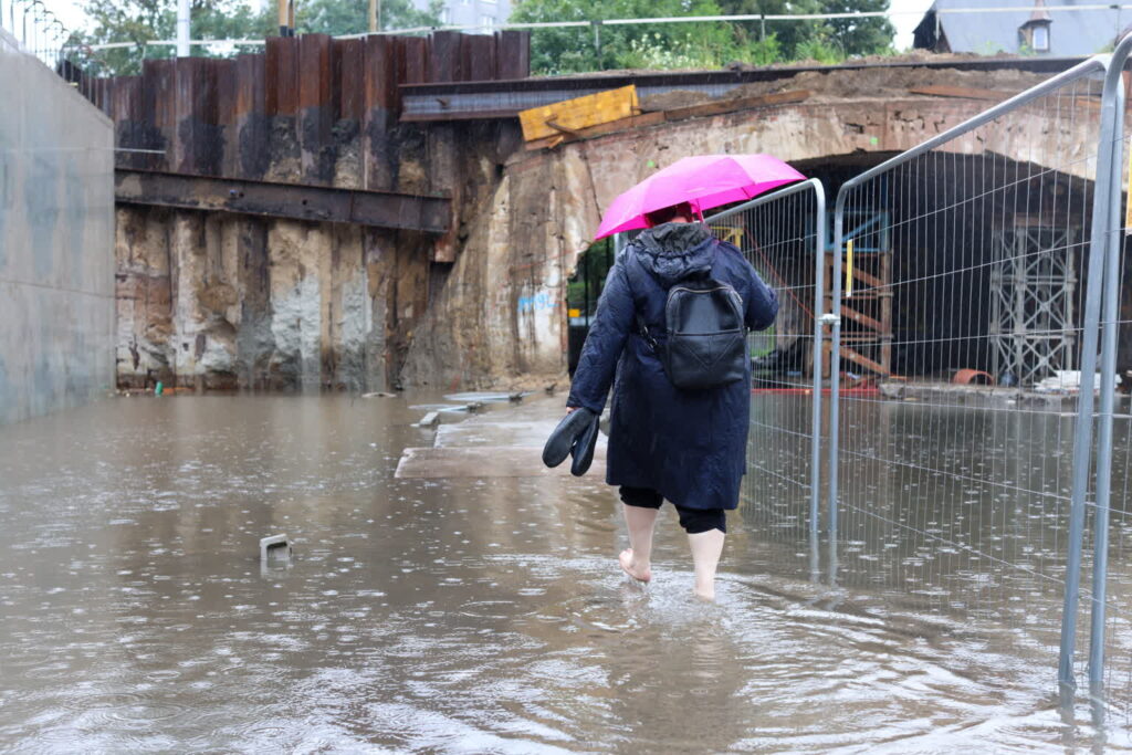 KATOWICE POGODA PODTOPIENIA. Fot. PAP/Kasia Zaremba