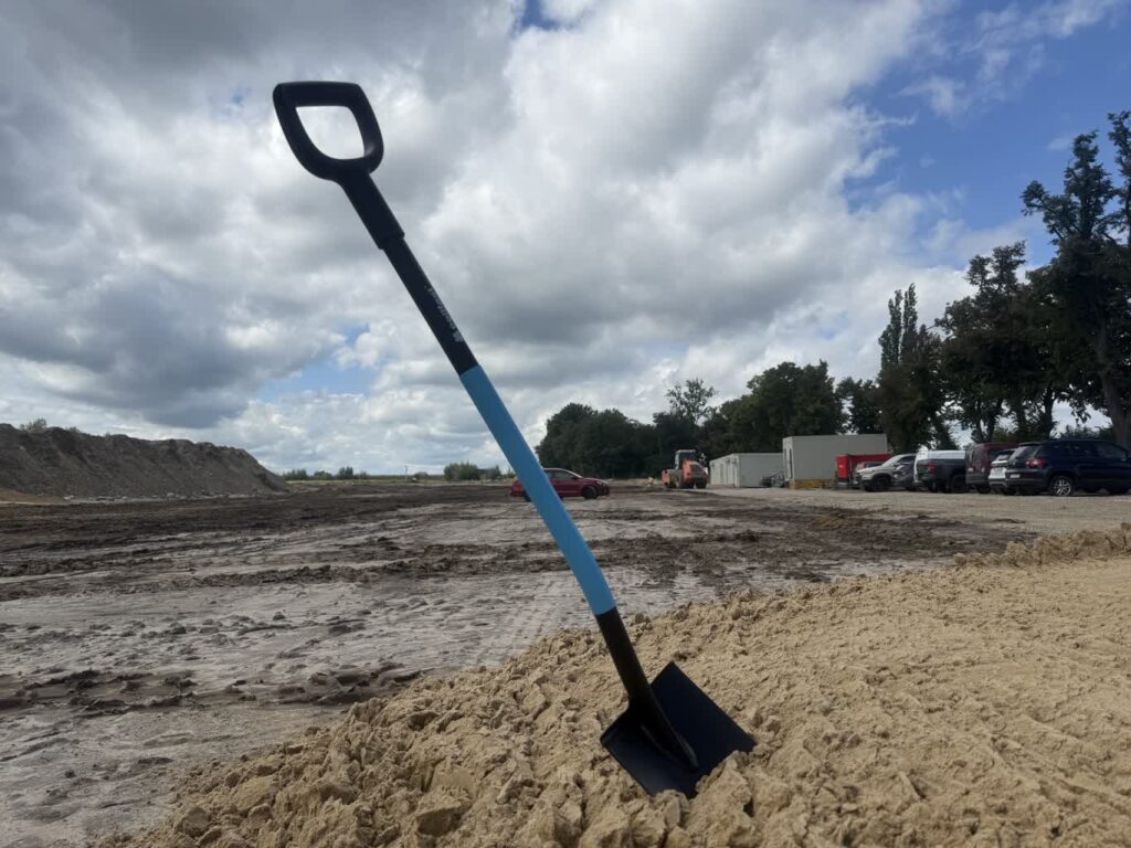 W Sulechowie powstaje nowa firma. Zatrudnienie znajdzie 600 osób 3 W Sulechowie powstaje nowa firma. Zatrudnienie znajdzie 600 osób Radio Zachód - Lubuskie