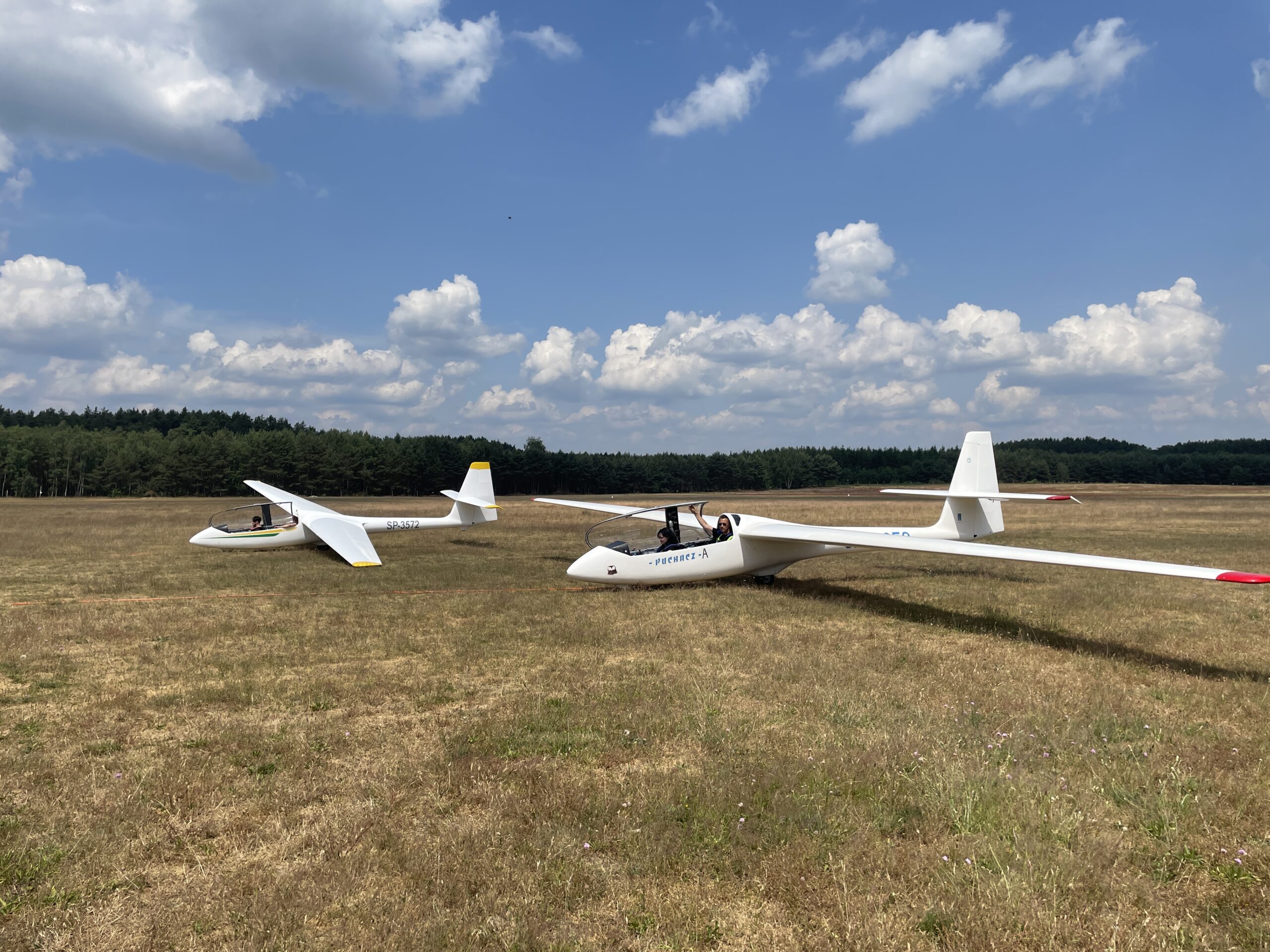 AZL: pas startowy na lotnisku w Przylepie do utwardzenia Radio Zachód - Lubuskie