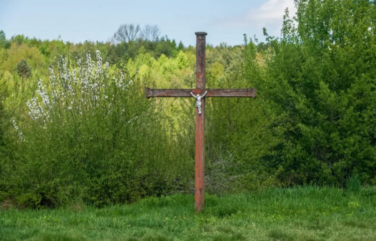 W latach 1943-1945 na Wołyniu i w Galicji Wschodniej zginęło ok. 100 tys. Polaków, zamordowanych przez oddziały UPA i miejscową ludność ukraińską. Fot. PAP/Vladyslav Musiienko