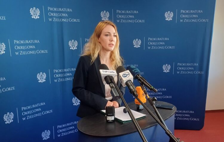 Gangsterzy porywają imigrantów dla okupu. W areszcie trzy osoby 9 Gangsterzy porywają imigrantów dla okupu. W areszcie trzy osoby Radio Zachód - Lubuskie