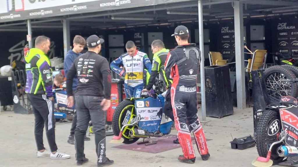 Hubert Jabłoński już niebawem powróci na tor Hubert Jabłoński już niebawem powróci na tor Radio Zachód - Lubuskie