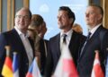 Alexander Dobrindt, Kaare Dybvad i Tomasz Siemoniak Fot. PAP/EPA/RONALD WITTEK