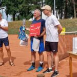 Finaliści singla kat. B - Janusz Nowicki oraz Konrad Pawlak z organizatorem Dawidem Wiktorskim (fot. Jakub Lesiński)