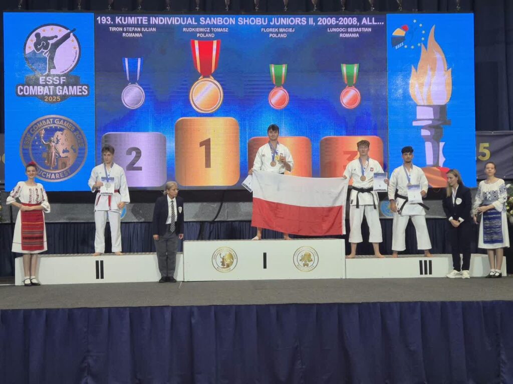 Złoto i... kontuzja. Tomasz Rudkiewicz najlepszy w Rumunii fot. Facebook/Klub Karate Nidan Zielona Góra