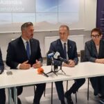 Wiceszef MON Cezary Tomczyk z wizytą w Zielonej Górze (fot. Piotr Bakselerowicz)