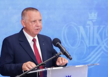 Prezes NIK Marian Banaś. Fot. PAP/Tomasz Gzell