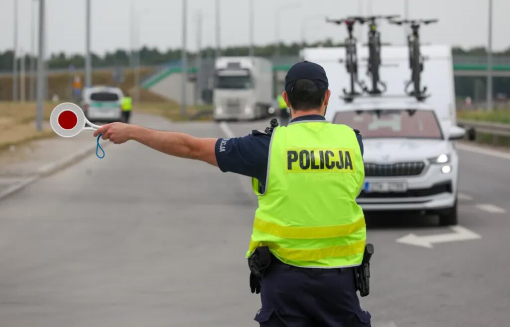 Kontrola na granicy polsko-litewskiej w Budzisku, fot. PAP/Artur Reszko