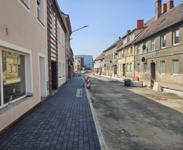 Lubsko wymienia sieć wodociągową w centrum miasta 9 fot. UM Lubsko