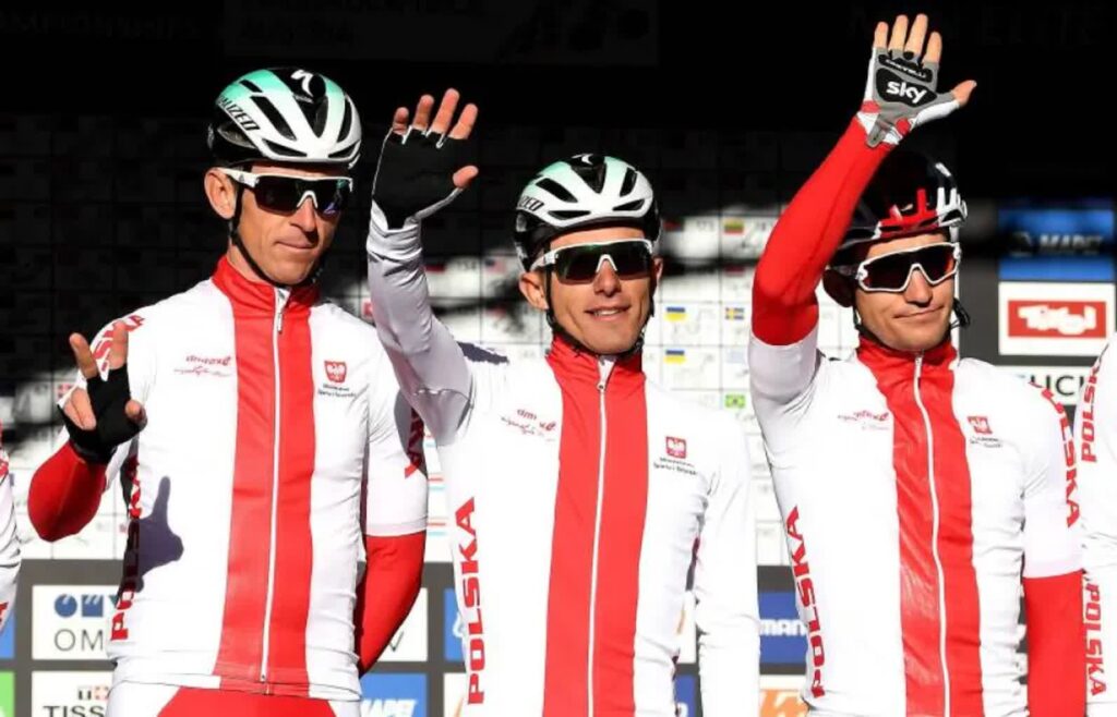 Od lewej: Maciej Bodnar, Rafał Majka i Michał Kwiatkowski. Fot. PAP/Bartłomiej Zborowski