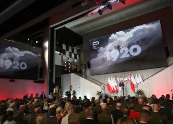 Uroczyste otwarcie Muzeum Bitwy Warszawskiej 1920 roku w Ossowie Fot. PAP/Marcin Obara