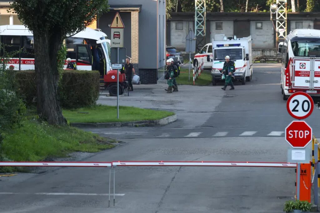 Akcja ratownicza na terenie kopalni Knurów-Szczygłowice Ruch Knurów Fot. PAP/Kasia Zaremba